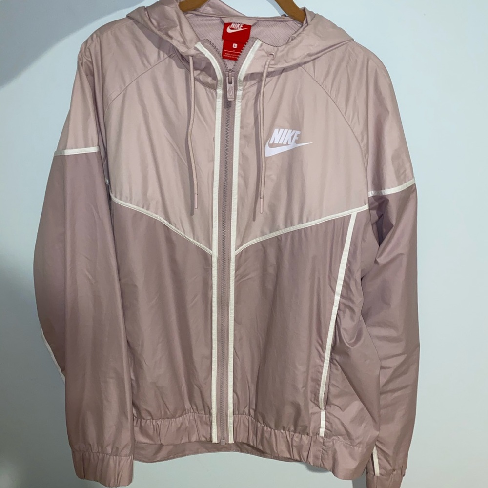 Nike windbreaker